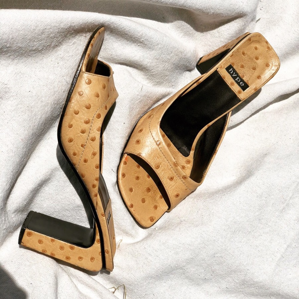 Vintage ostrich printed leather mule